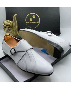 Earth Strong Buckle Shoe White